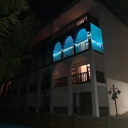 карлин Апартамент *